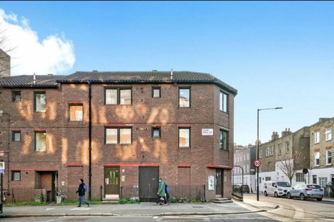 Flat Lisson Grove in City of Westminster