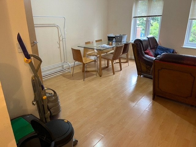 Flat Walworth Road in Greater London