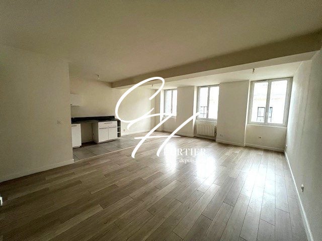 Flat Rue des Terreaux in Voiron