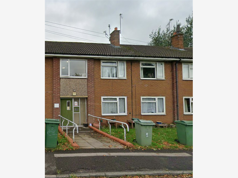 Flat Prescott Avenue in Stafford