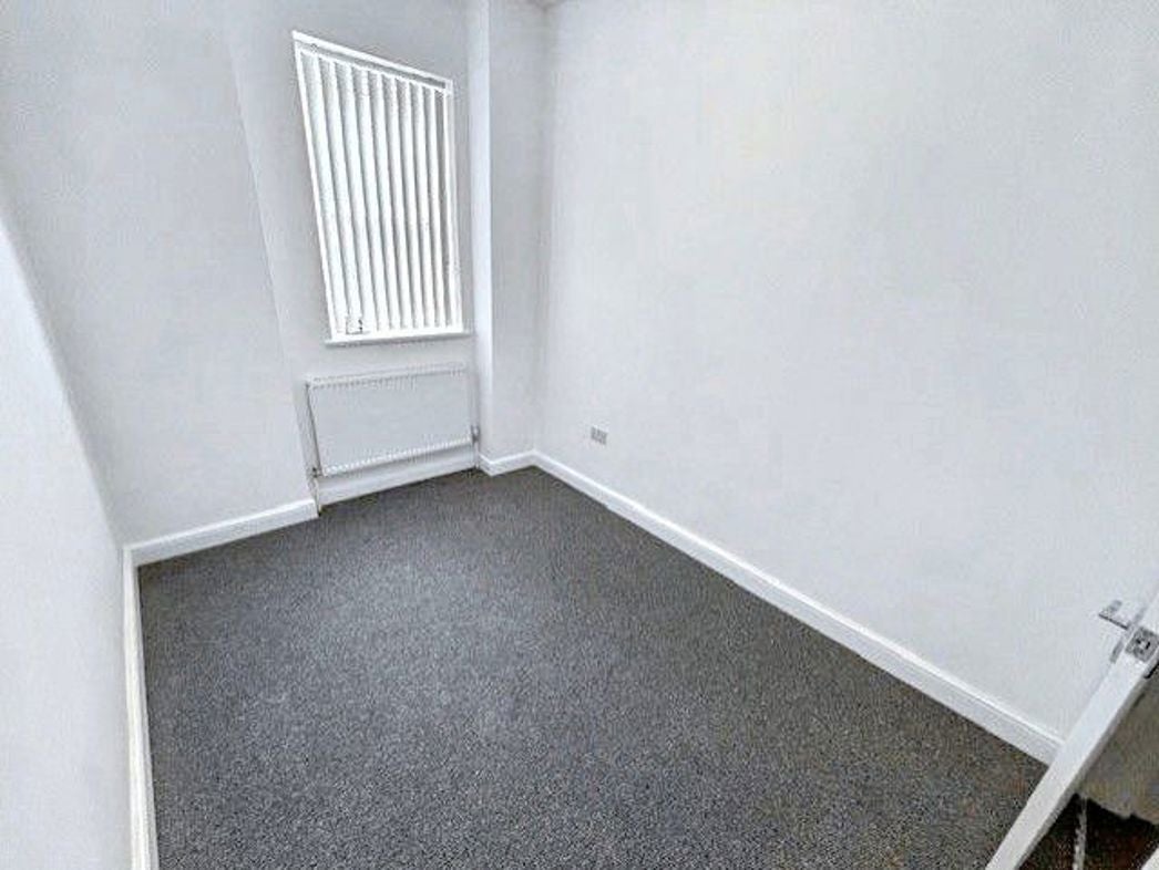 Flat Stratford Grove West in Newcastle upon Tyne
