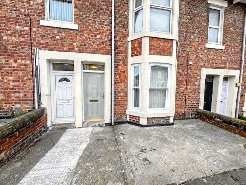 Flat Stratford Grove West in Newcastle upon Tyne