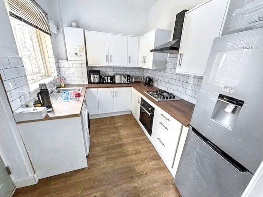 Flat Stratford Grove West in Newcastle upon Tyne