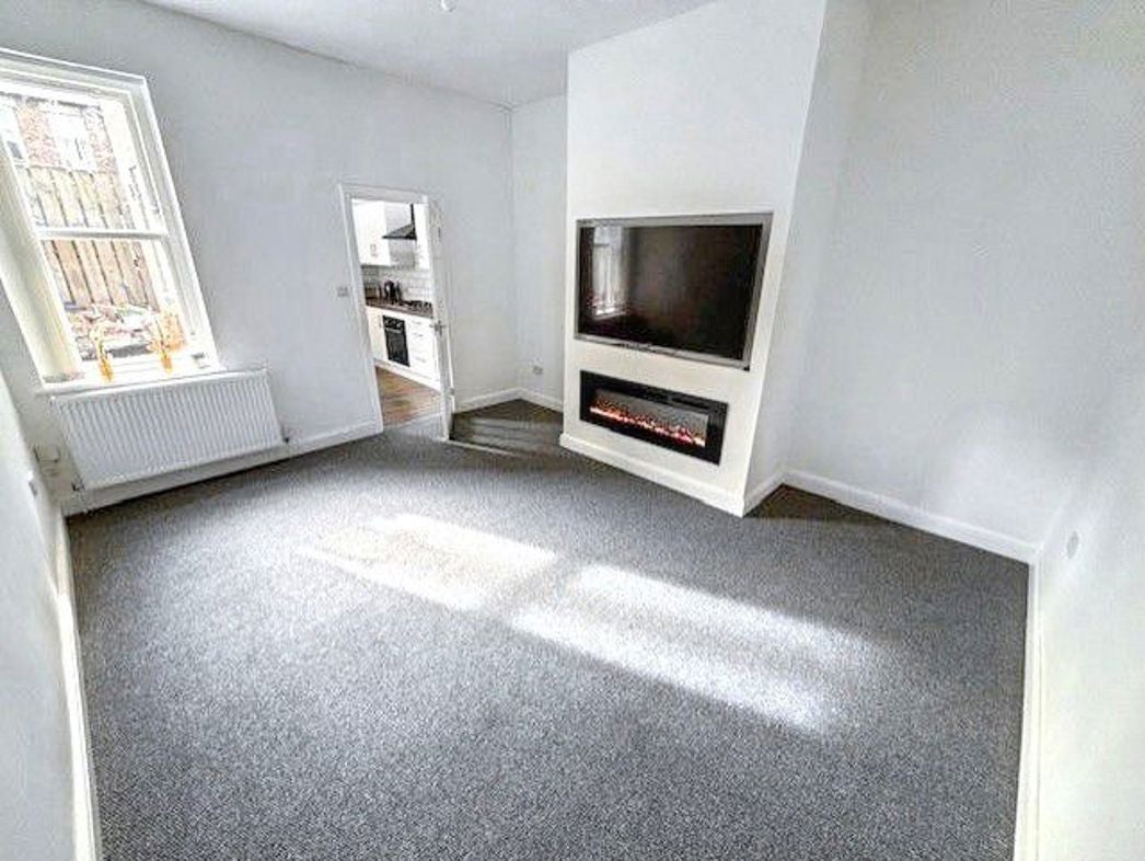 Flat Stratford Grove West in Newcastle upon Tyne