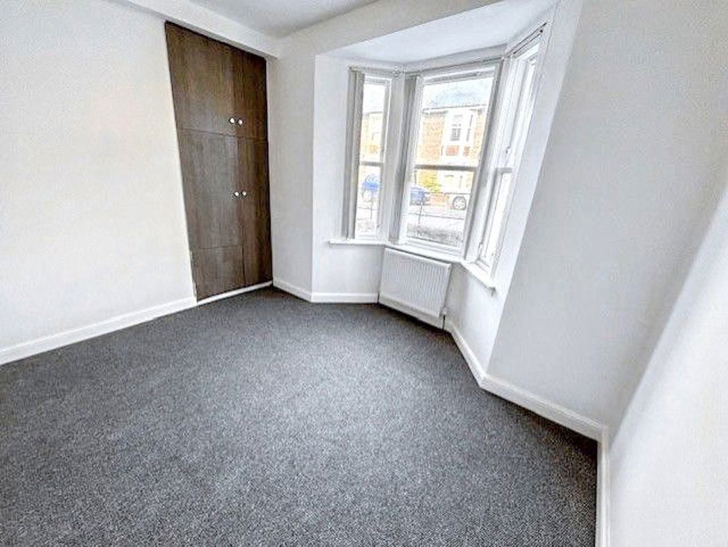 Flat Stratford Grove West in Newcastle upon Tyne