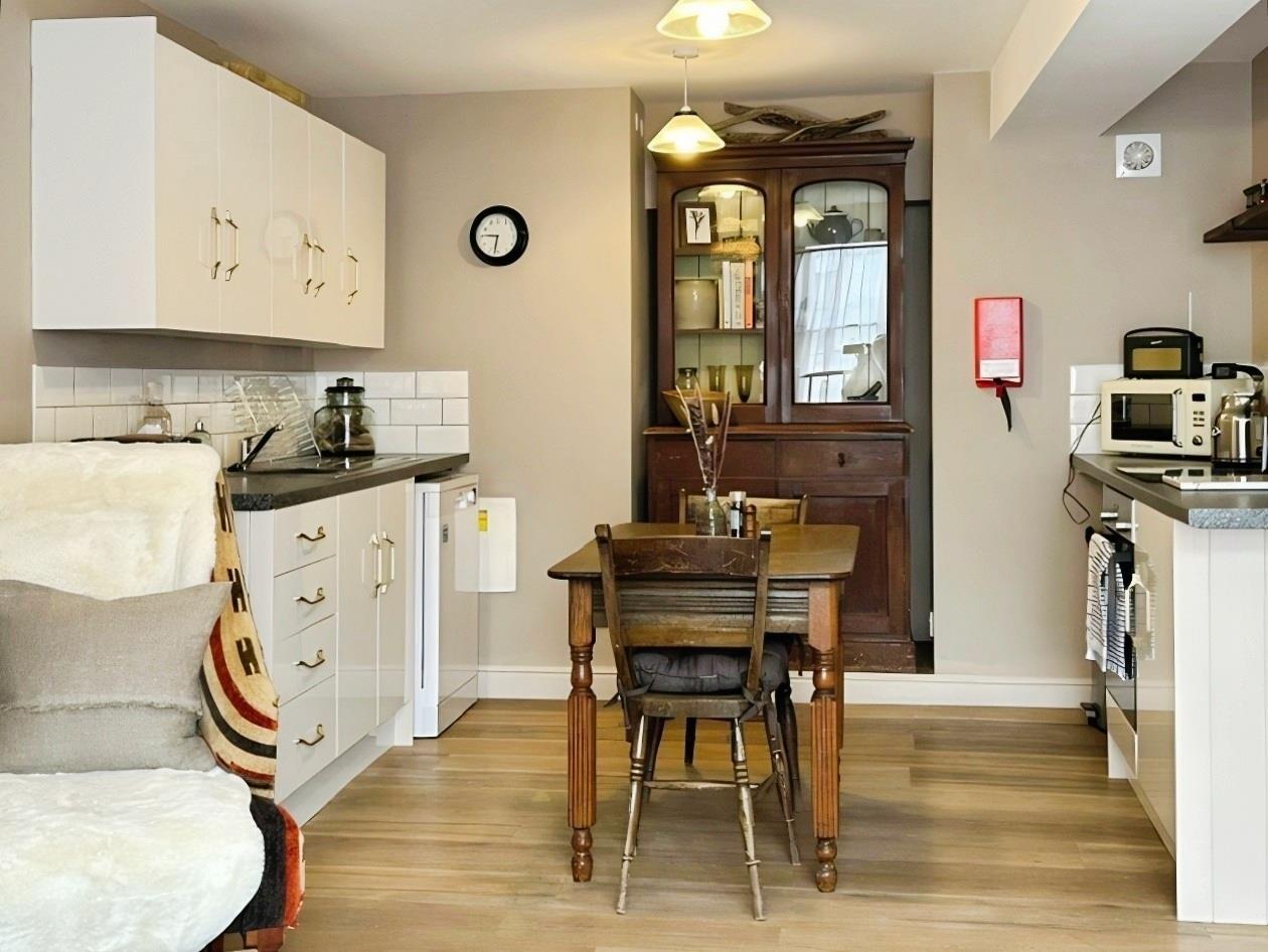 Flat West Street in Bridport