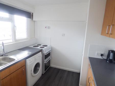 Flat The Knares in Basildon