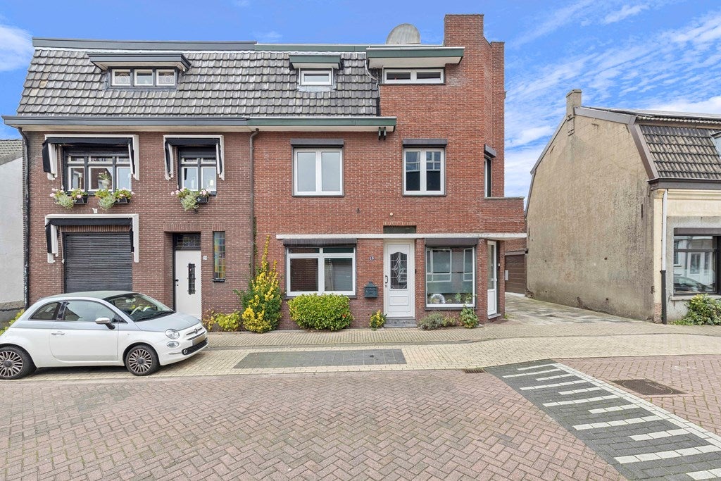 Huis Posthuisstraat 18 in Tegelen