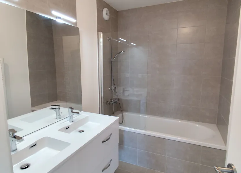 Flat Rue du Cap Leeuwin in Brest