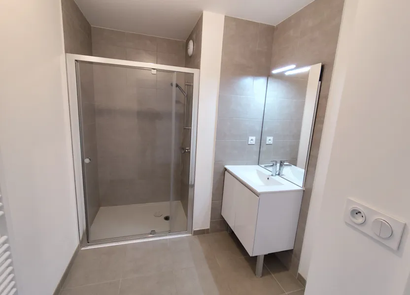 Flat Rue du Cap Leeuwin in Brest