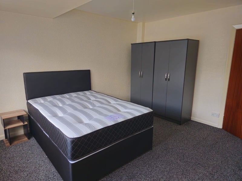 Room Norton Crescent in Dudley