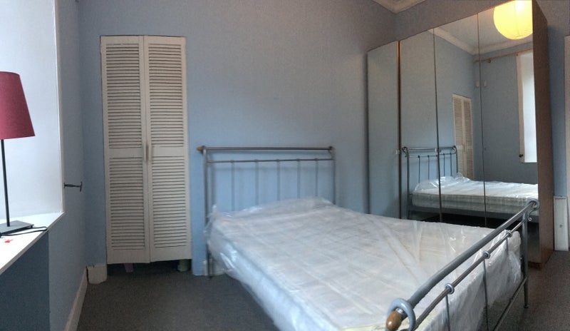 Room Cumbernauld Road in Glasgow