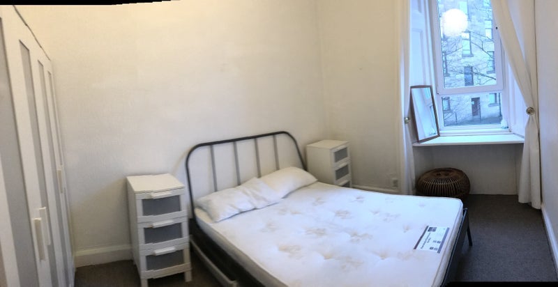 Room Cumbernauld Road in Glasgow