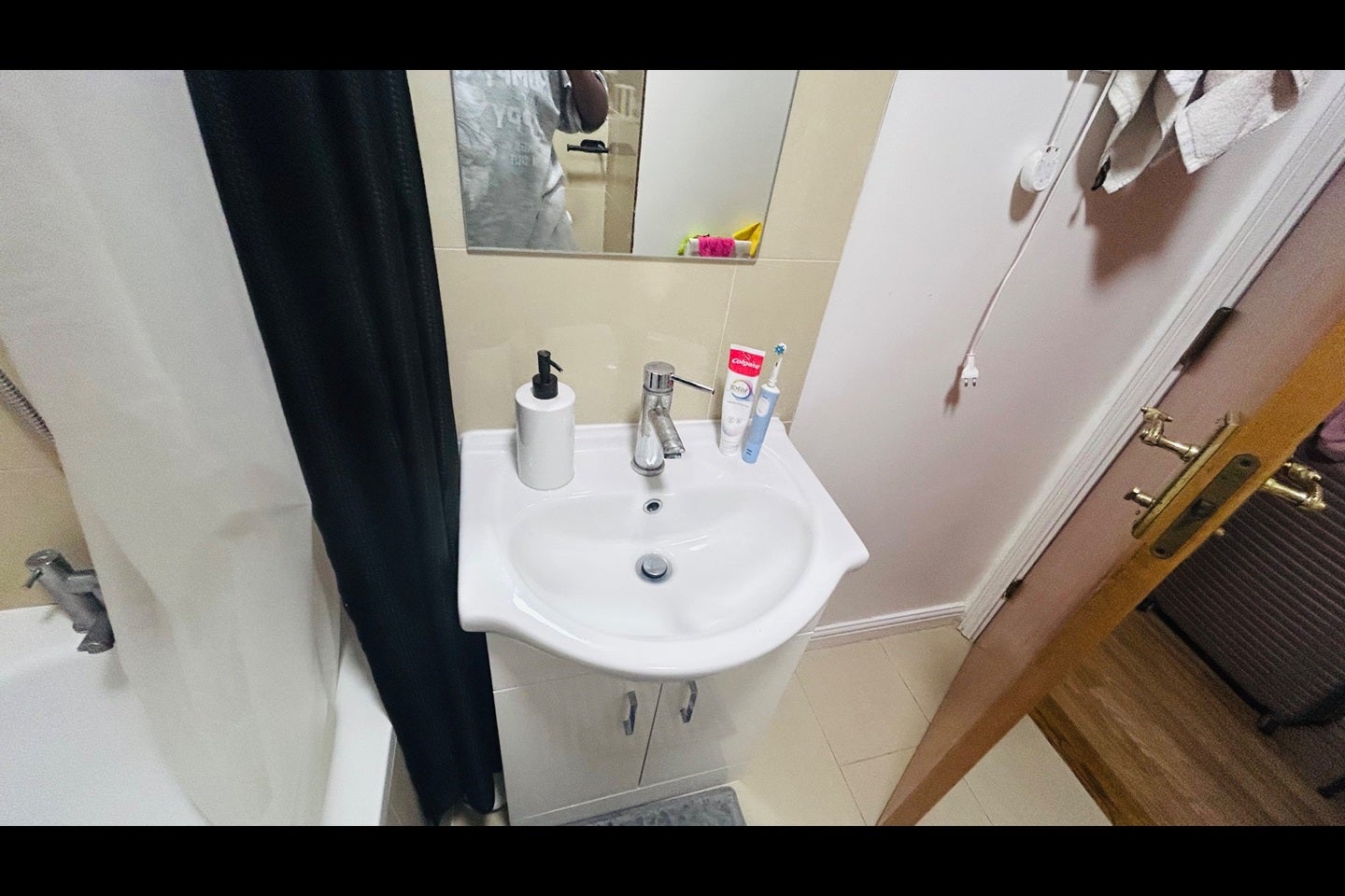 Room Swan Drive in Greater London