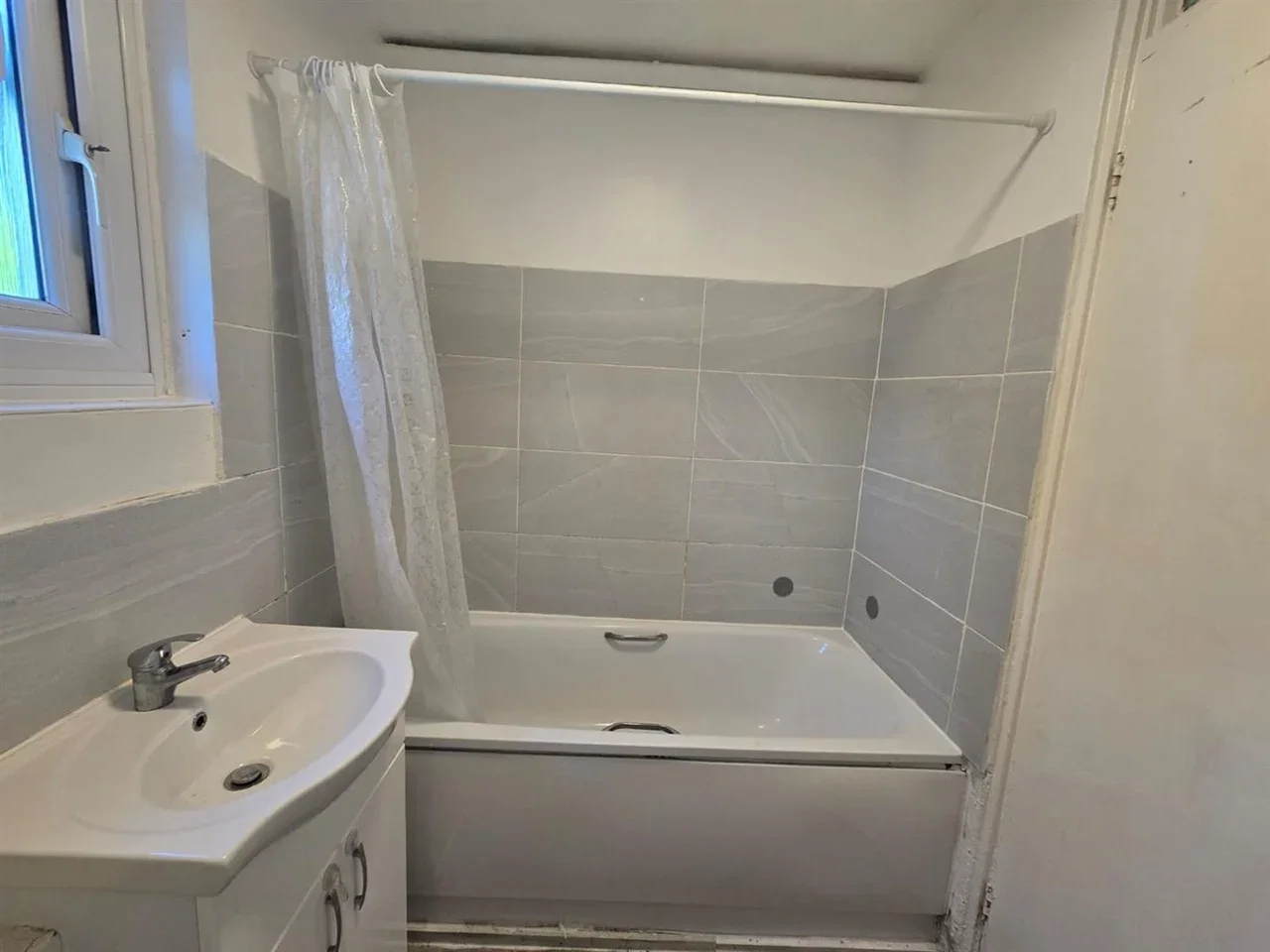 Flat Stonebridge Ridge in Greater London