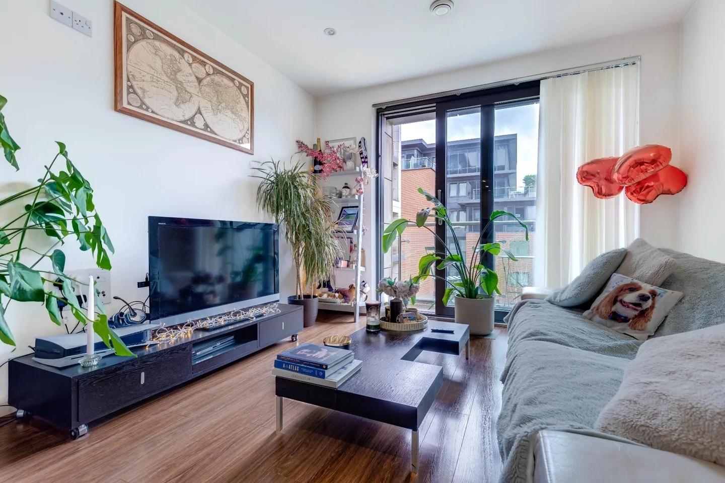 Flat Putney Hill in Greater London