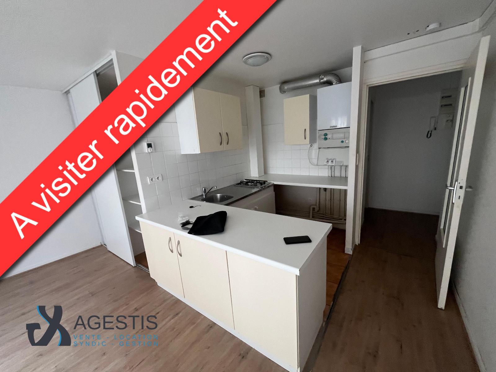 Flat Rue Lascrosses in Toulouse