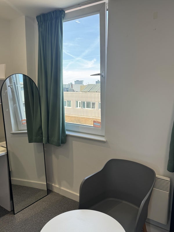 Room Newarke Street in Leicester