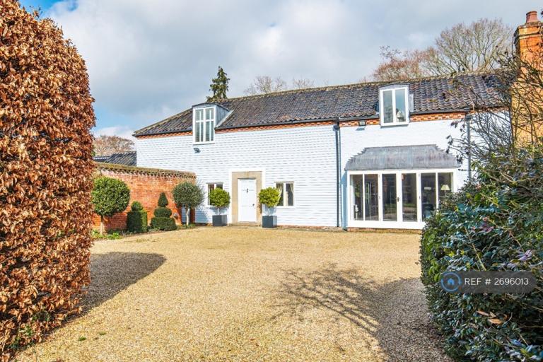 House Bungay Road in South Norfolk