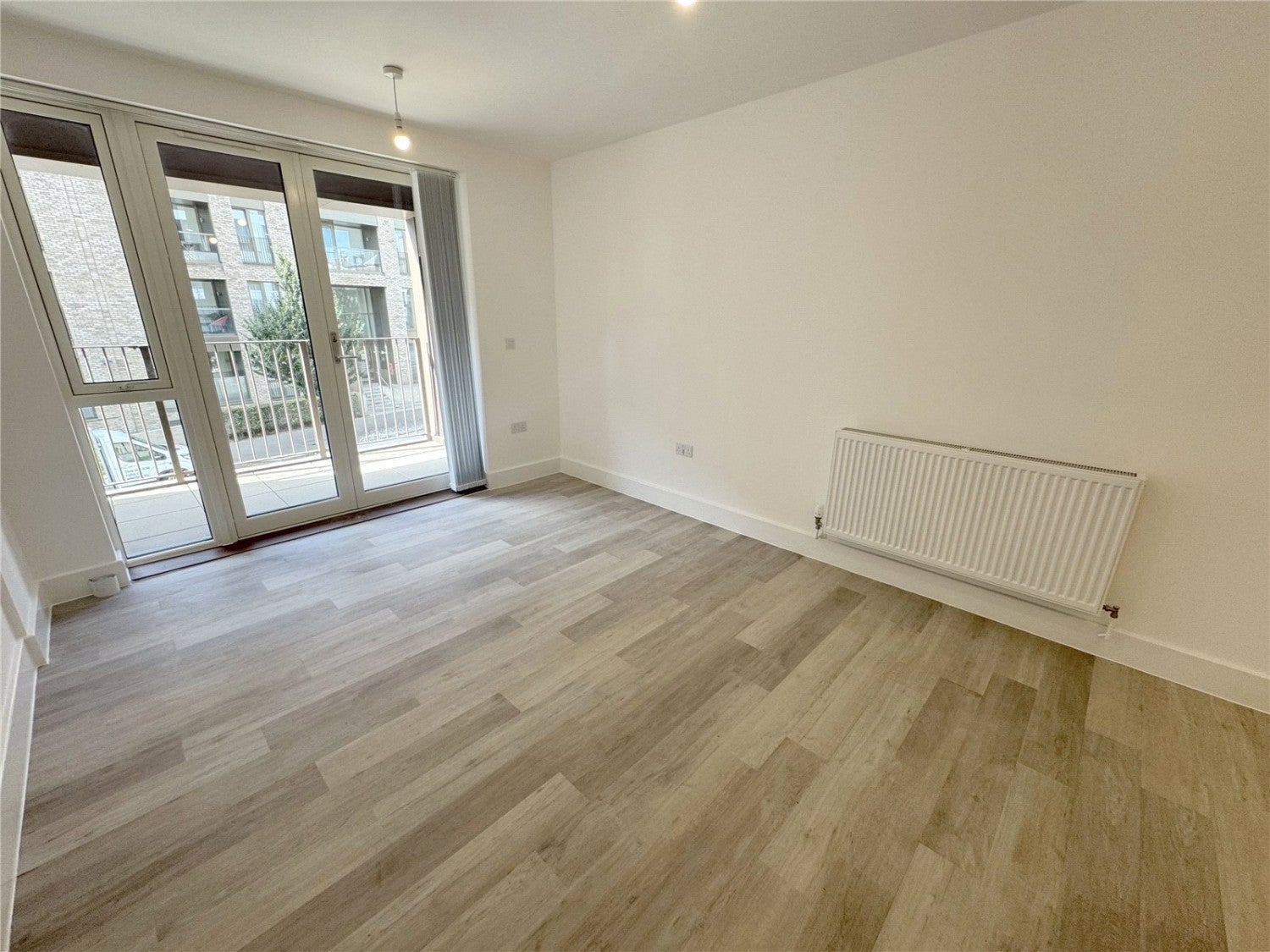 Flat School House Lane in Greater London