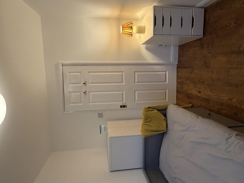 Room Ladywood Middleway in Birmingham