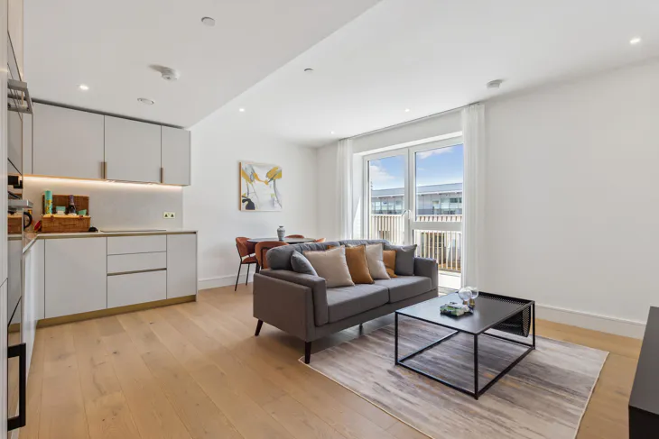 Flat Parrs Close in London