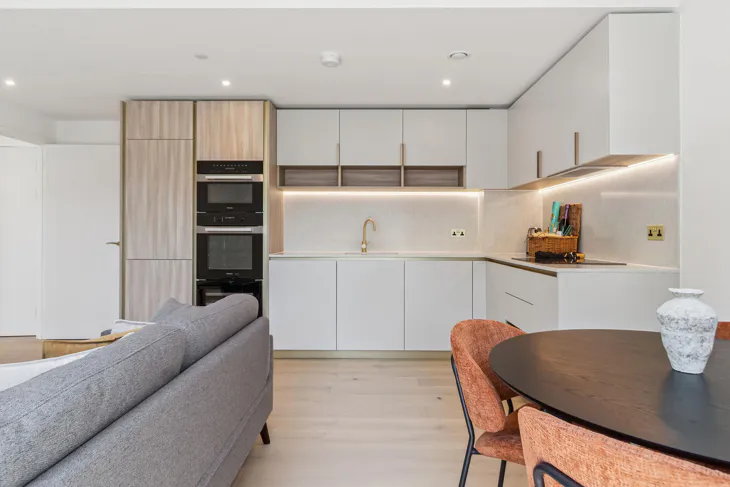 Flat Parrs Close in London