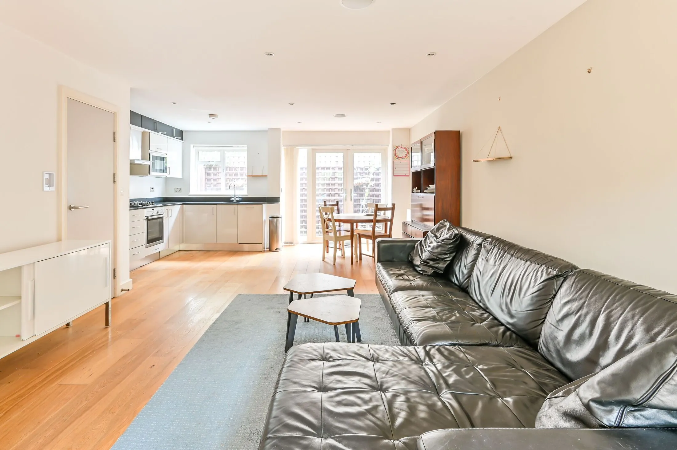 House Coldharbour Lane in Greater London