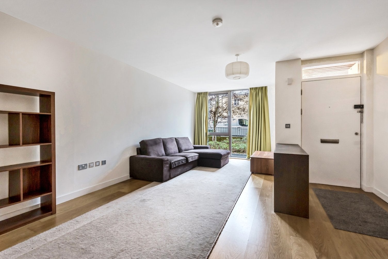 Flat Chevening Road in Greater London
