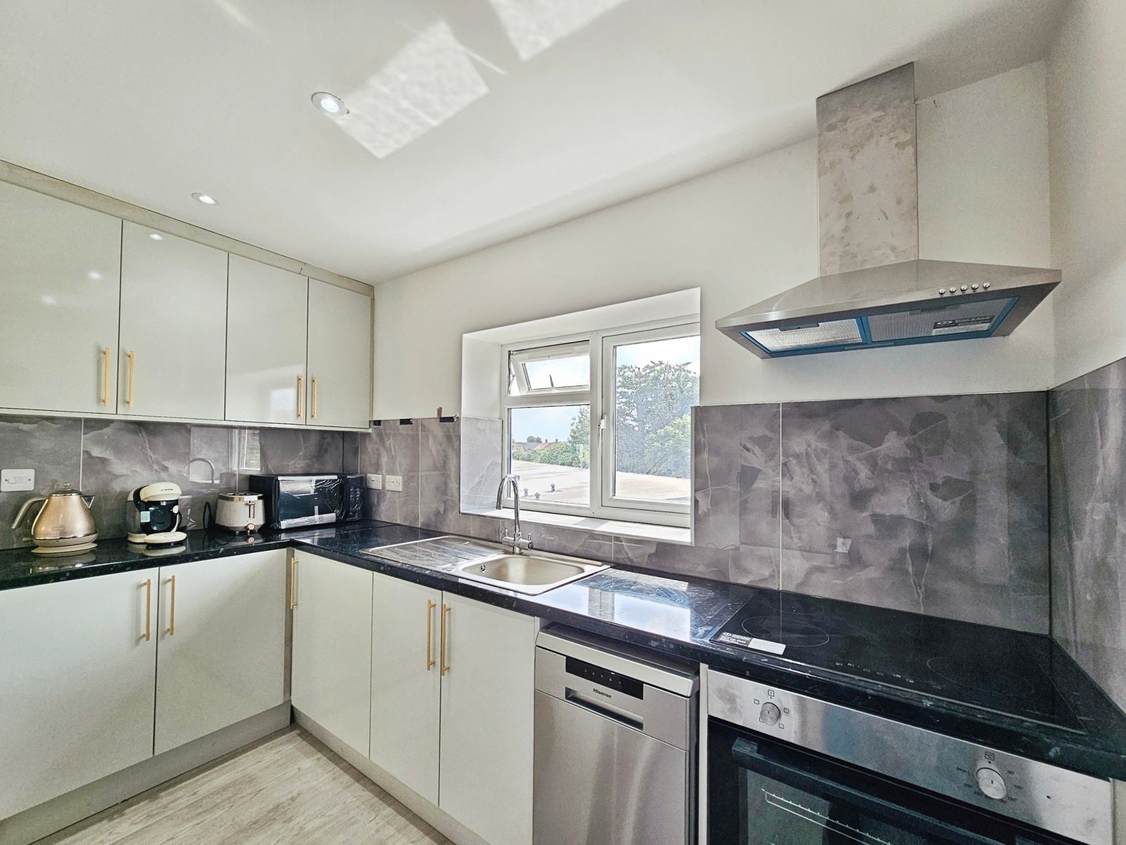 Flat Elizabethan Way in Borough of Spelthorne