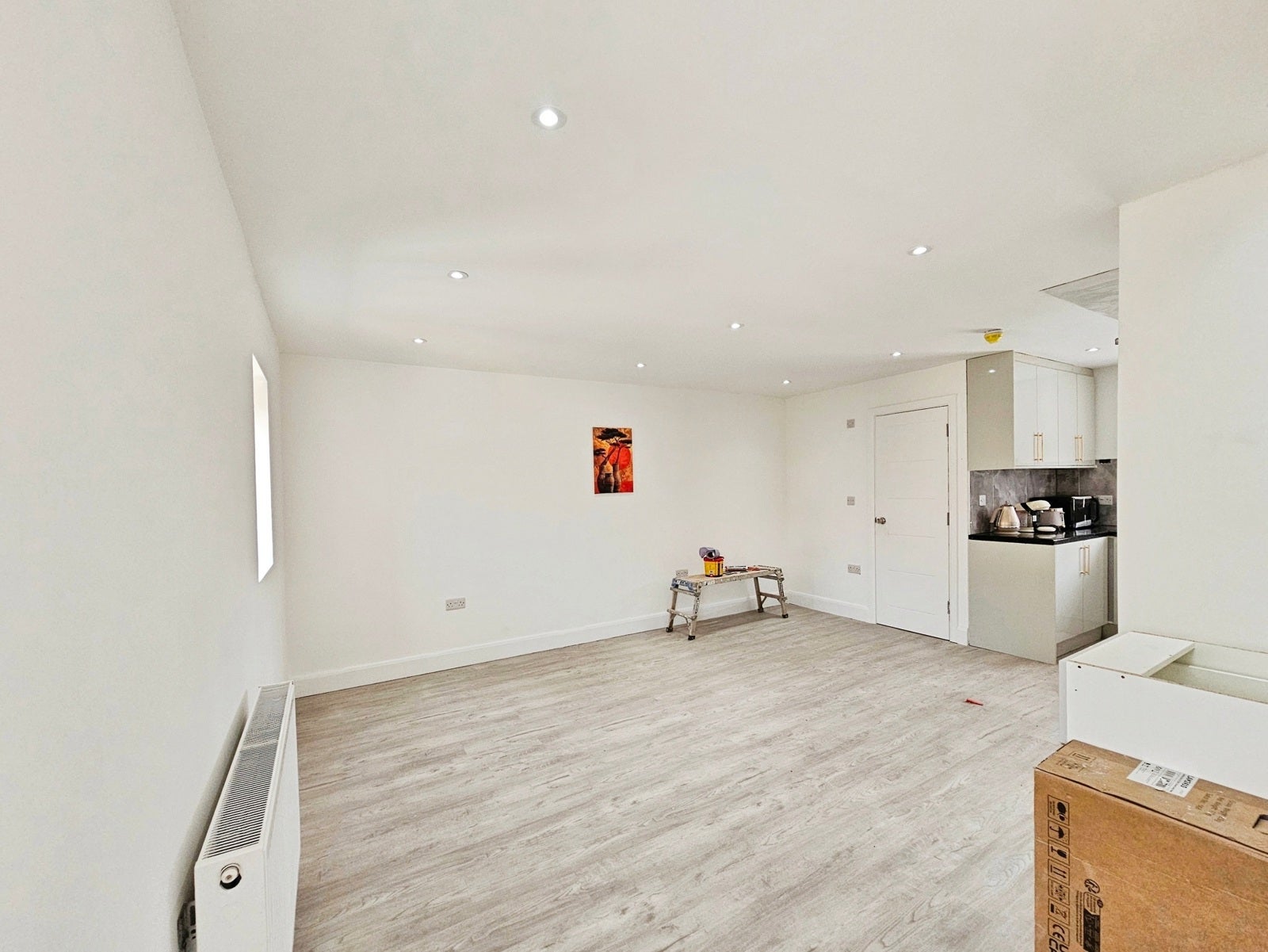 Flat Elizabethan Way in Borough of Spelthorne