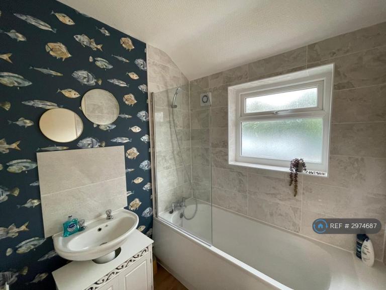 Room Chorley Road in Salford