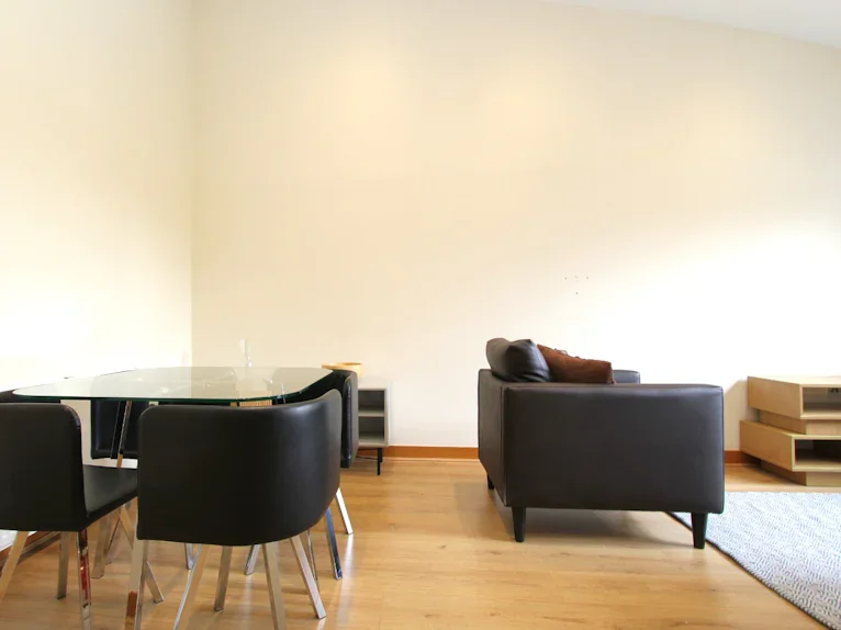 Flat Queen Charlotte Lane in City of Edinburgh