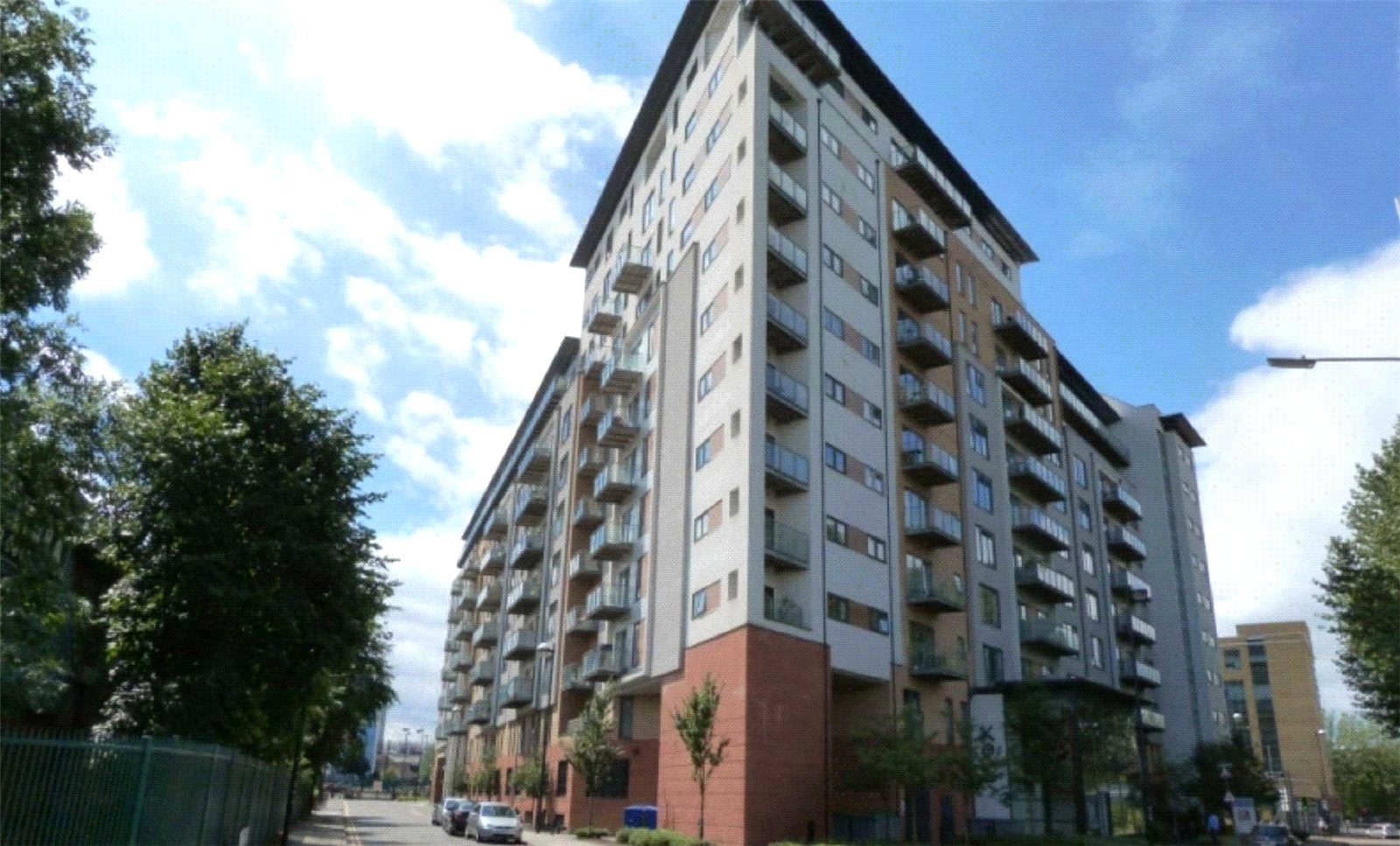 Flat Taylorson Street South in Salford