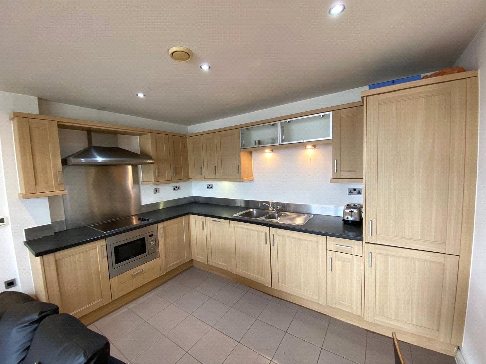 Flat Taylorson Street South in Salford