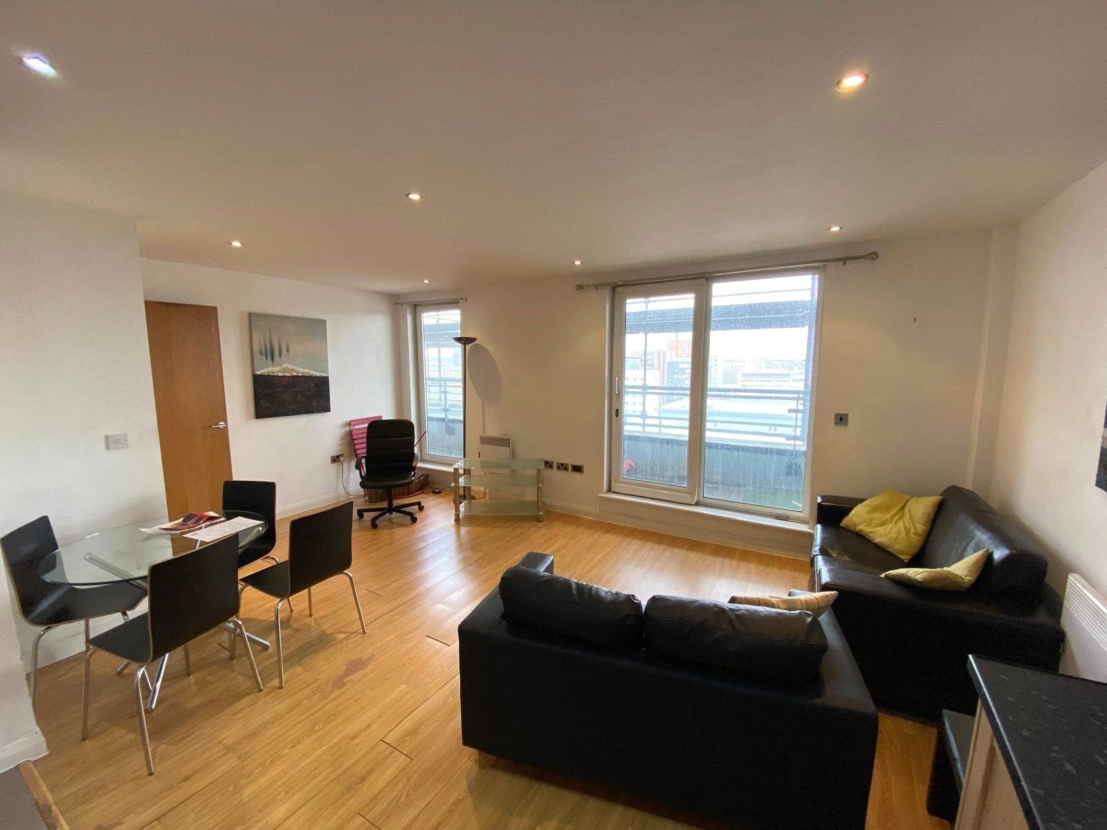 Flat Taylorson Street South in Salford