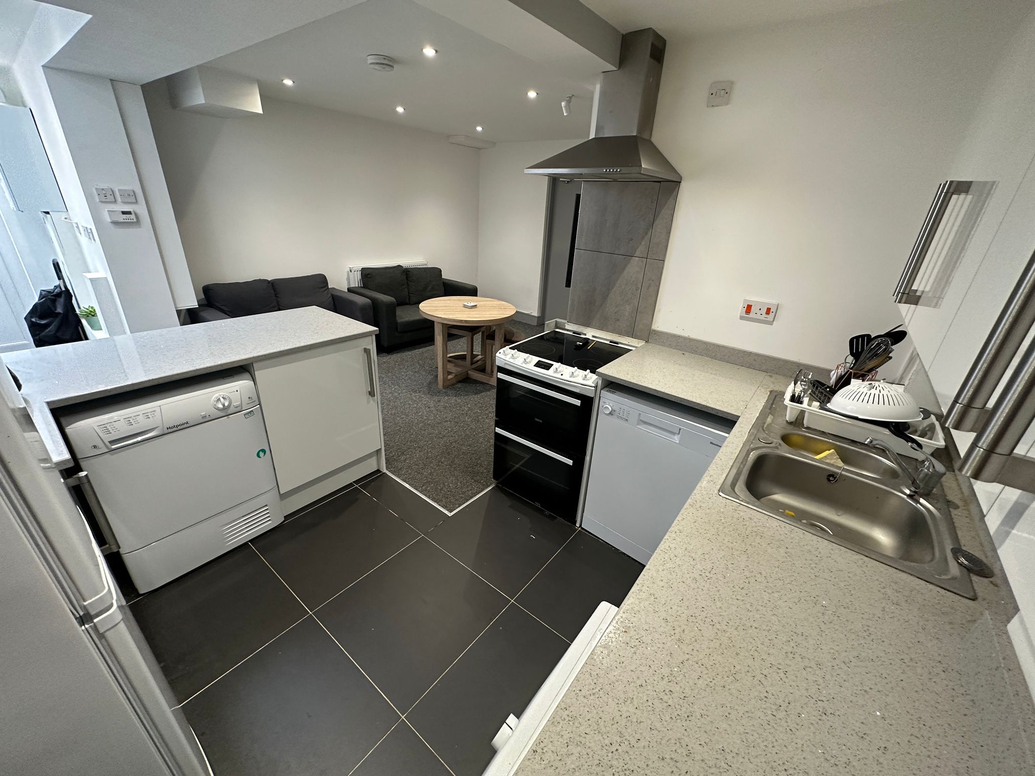 Room Bournbrook Road in Birmingham