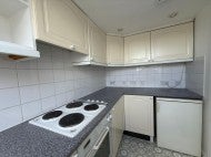 Flat Friern Barnet Road in Greater London