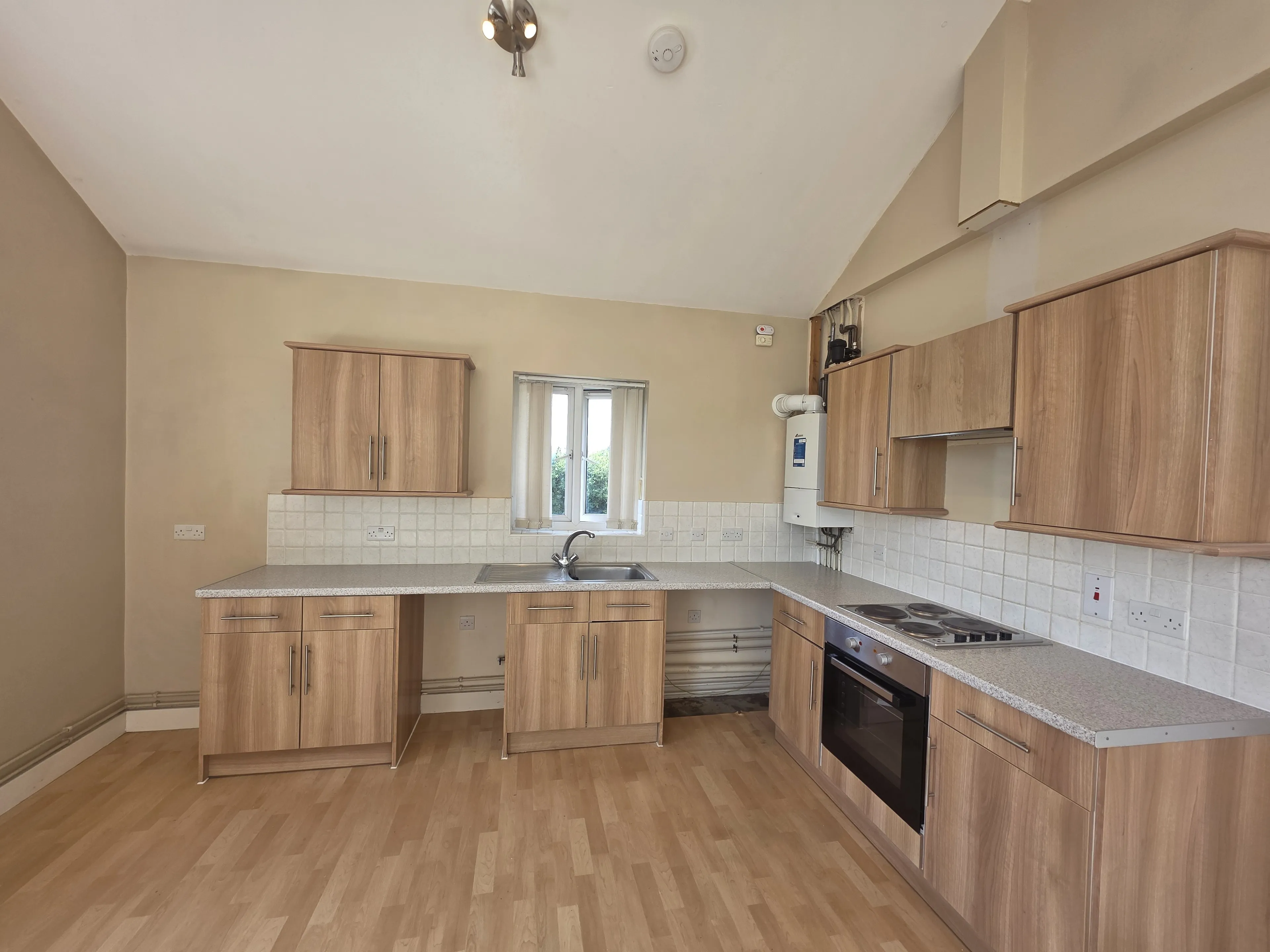 Flat Hackett Place in Hilperton