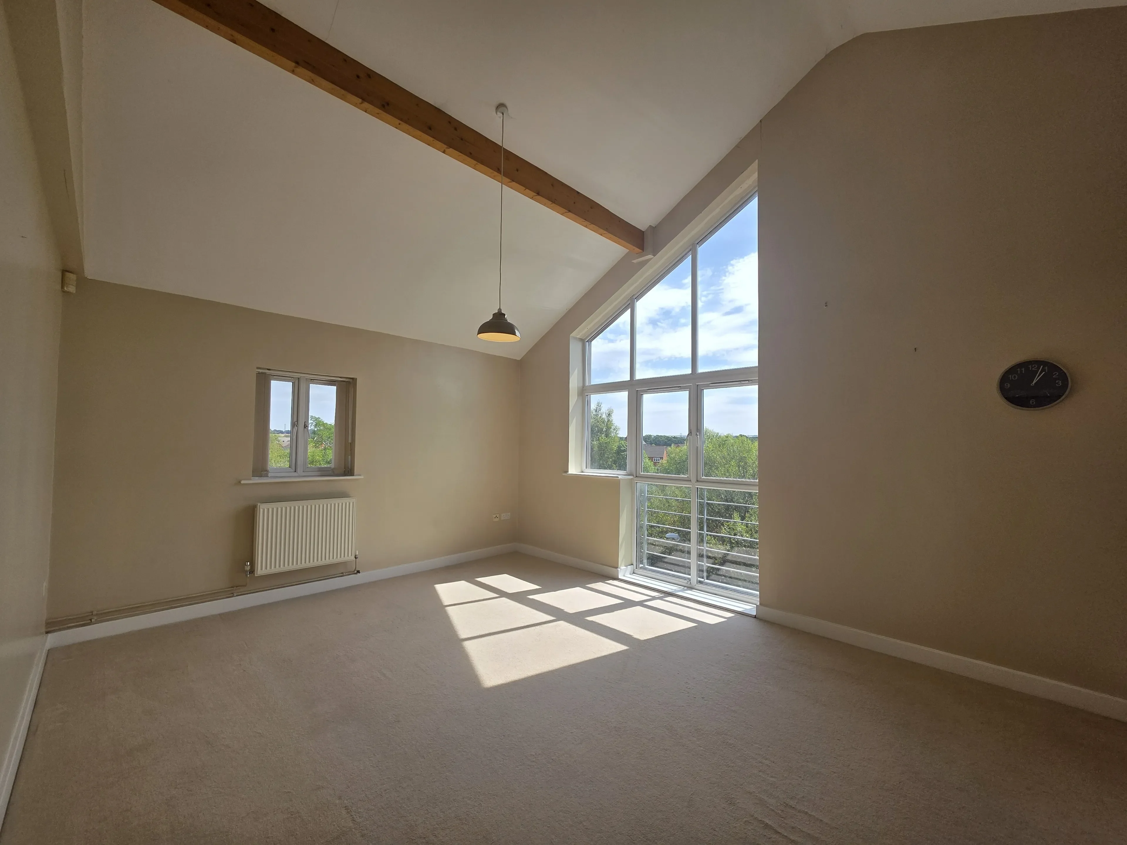 Flat Hackett Place in Hilperton