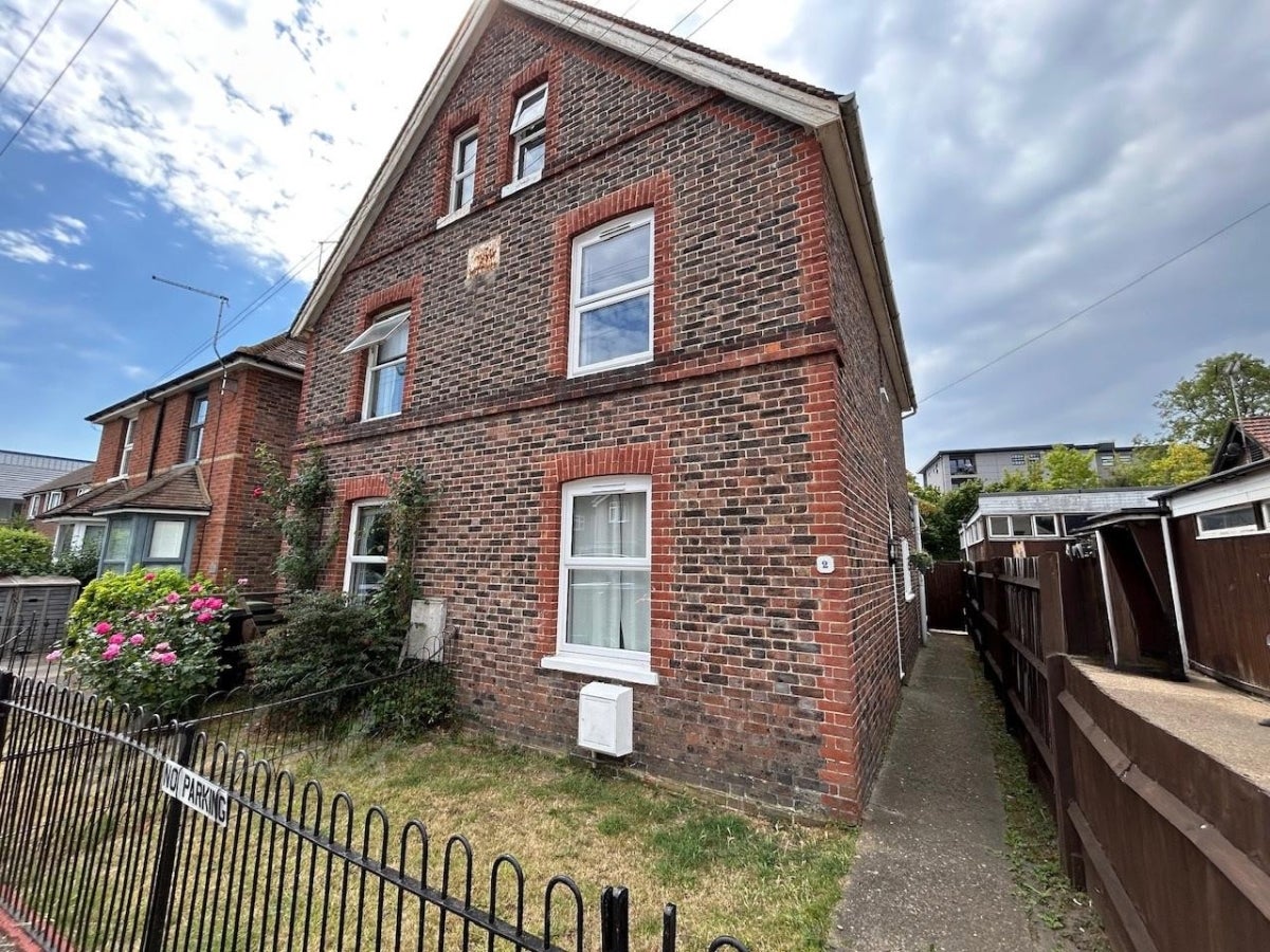 House Lucknow Road in Tunbridge Wells