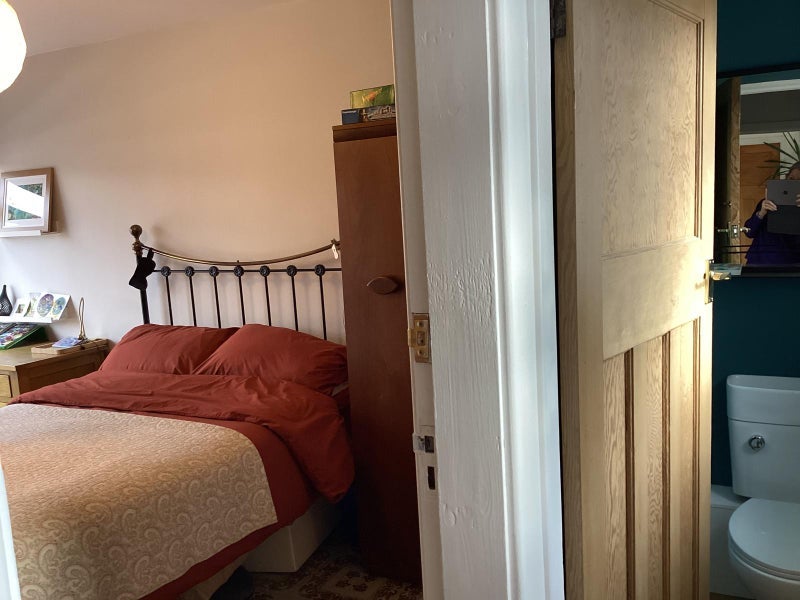 Room Burnage Hall Road in Manchester