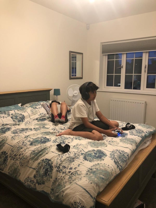 Room Orchard Way in Greater London