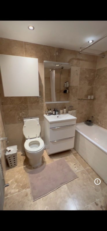 Flat Bunning Way in Greater London