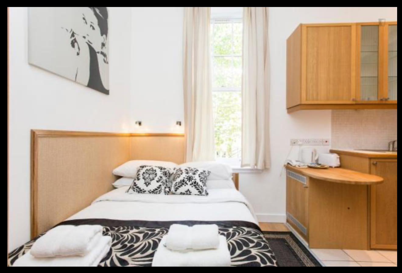 Flat Fulham Palace Road in Greater London