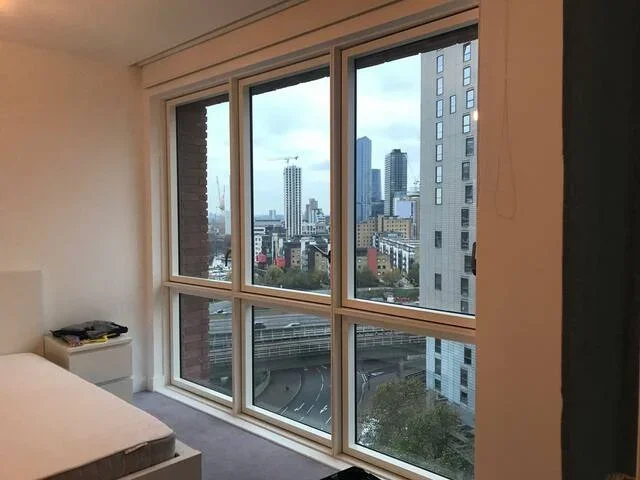 Flat Arniston Way in Greater London
