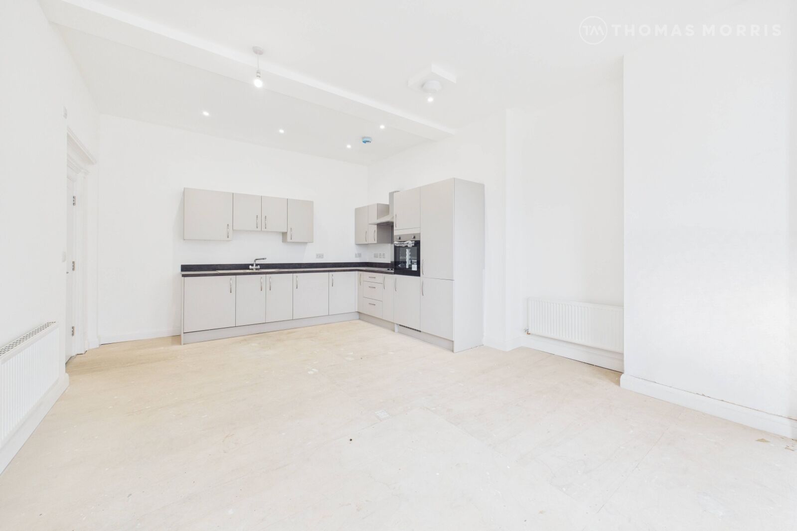 Flat Shortsands Yard in Huntingdonshire