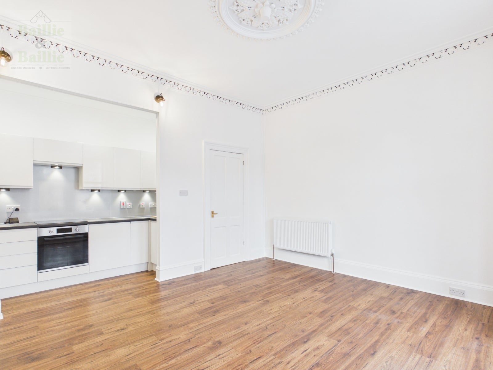 Flat Cardwell Road in Greenock