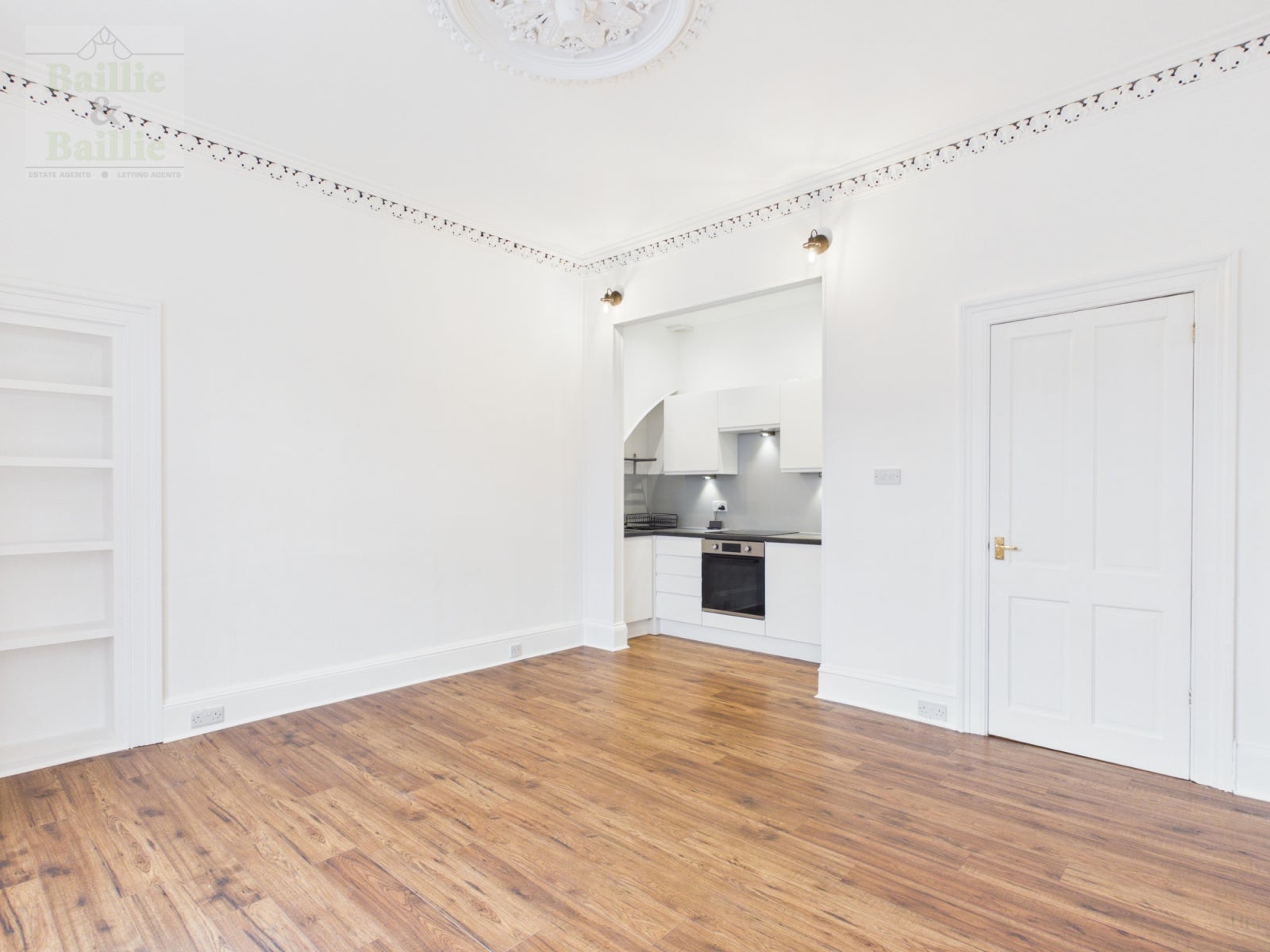 Flat Cardwell Road in Greenock