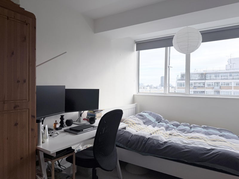 Flat Churchill Gardens Road in City of Westminster